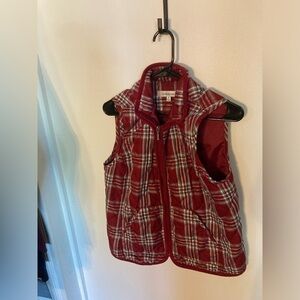 Croft & Barrow red plaid vest in size Medium. Excellent condition